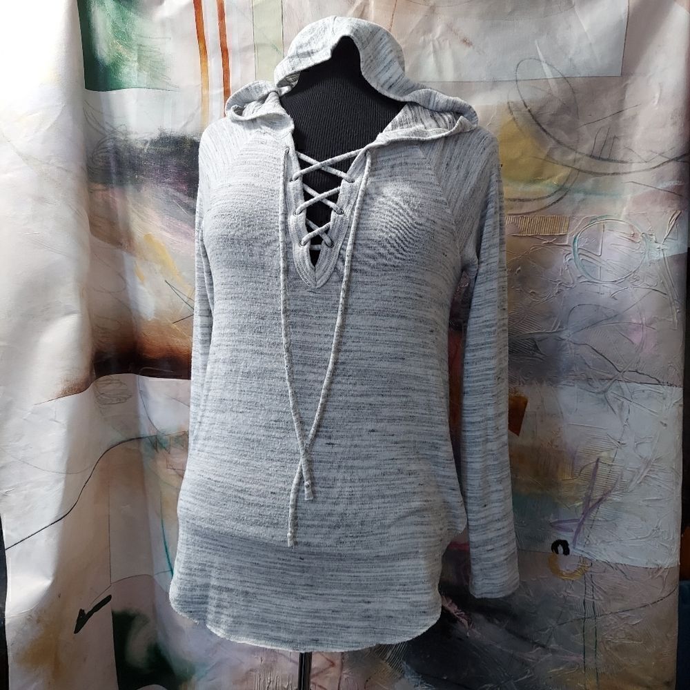 American Eagle  Soft & Sexy Plush long sleeved, hooded, lightweight sweater S/P